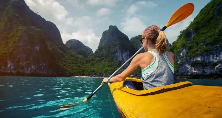 Kayak in Lan Ha Bay
