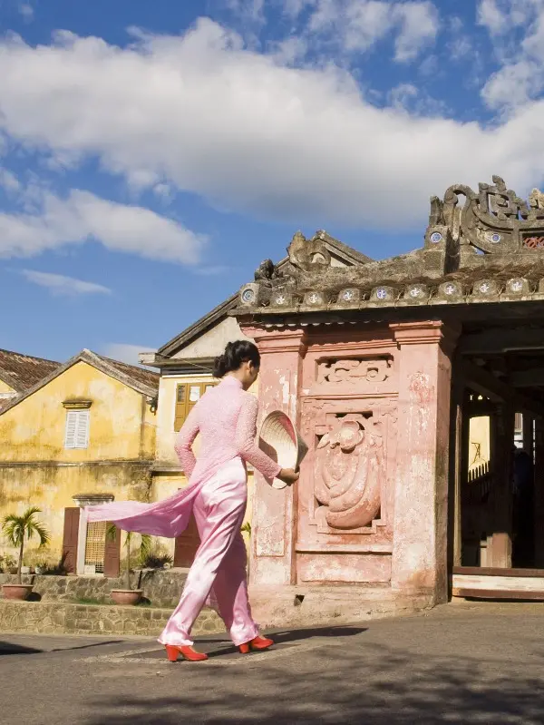 a lady with pink dress