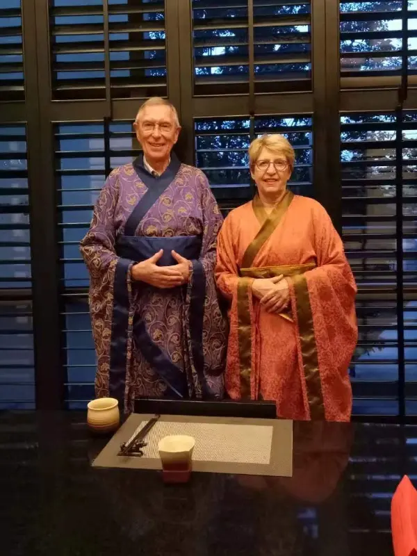 champagne on the night cruise