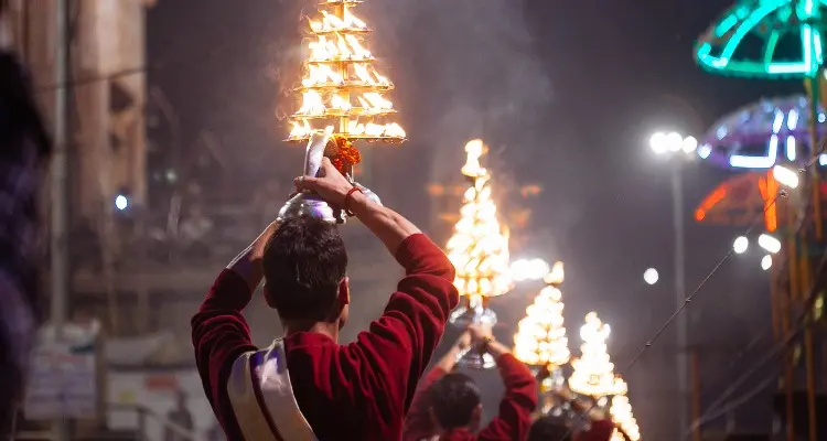 the gangse river in varanasi
