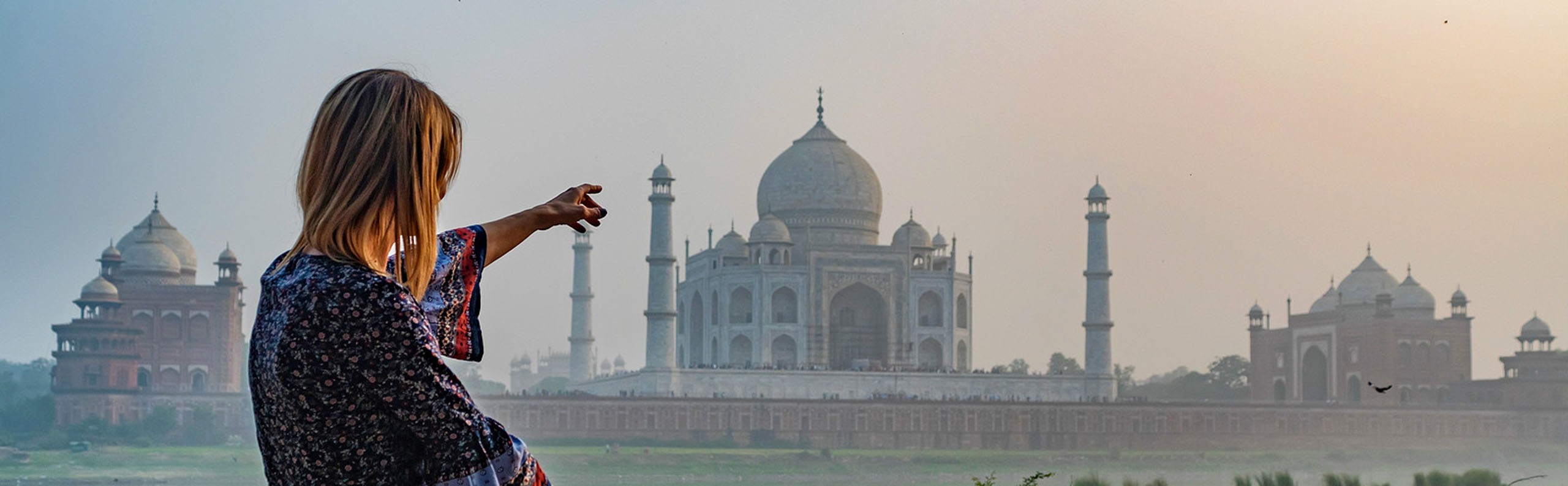 Weather in India in April 2025 & Tips for First Visits