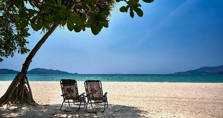 blue ocean and beach