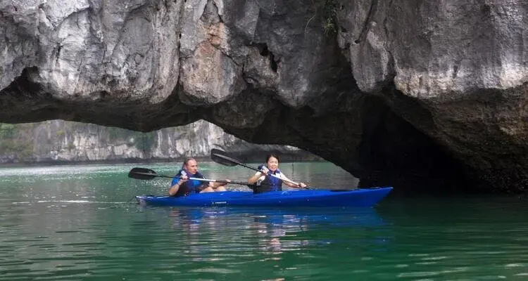 halong bay high-end cruise