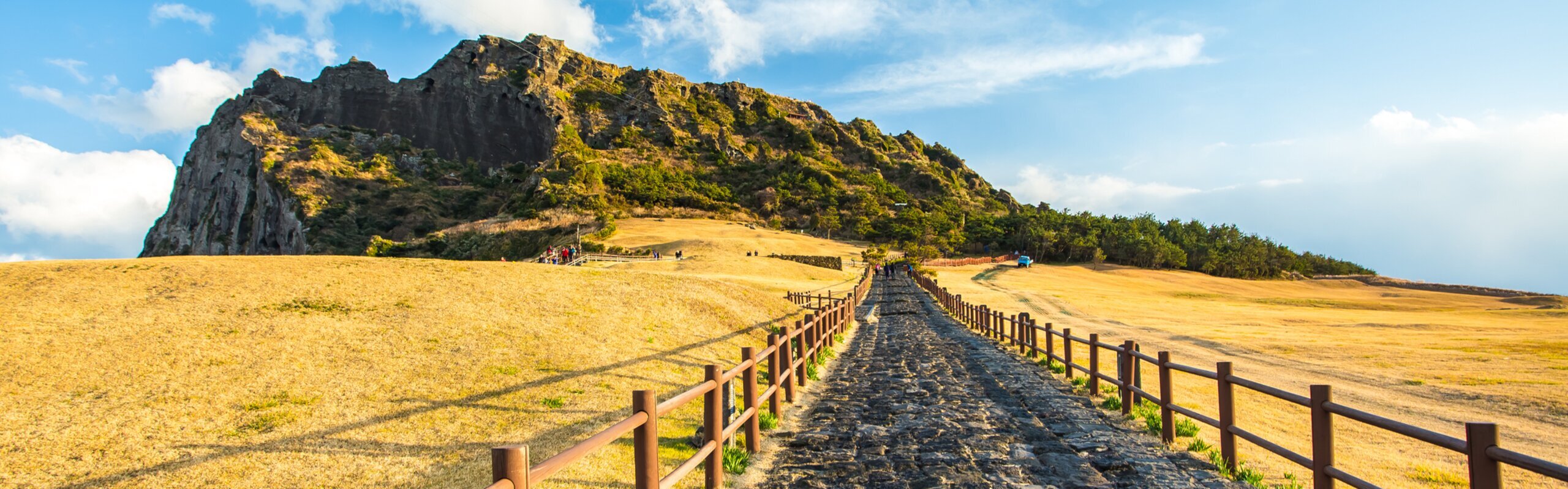 10-Day Discover South Korea's Culture & Landscapes with a Temple Stay